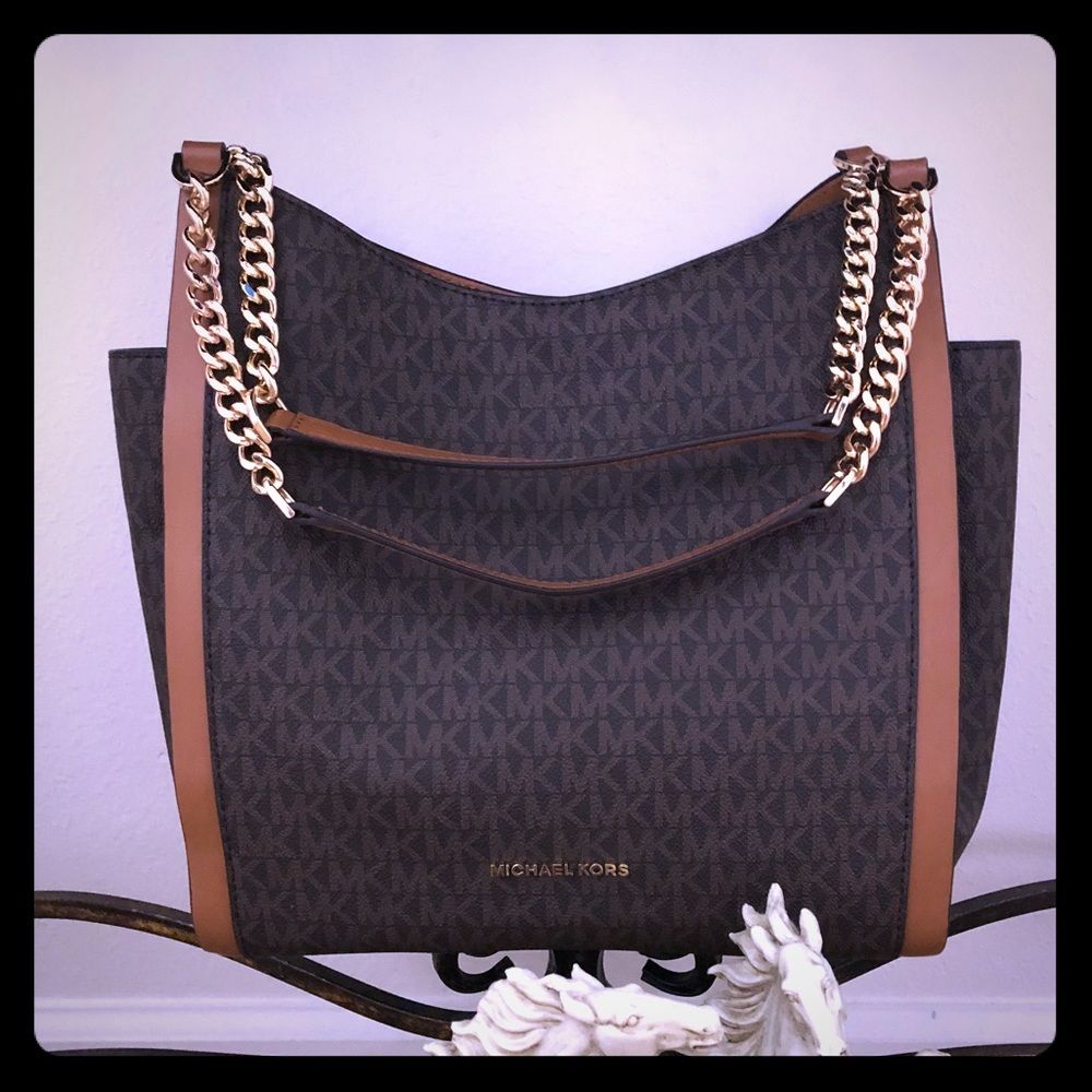 Michael Kors Newbury Chain Tote